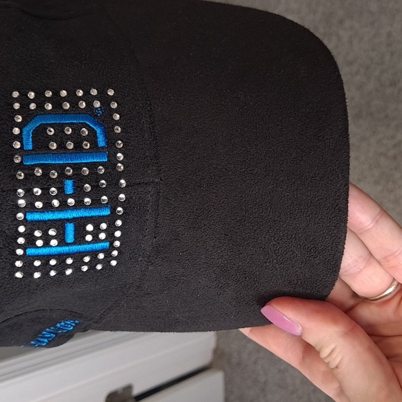 NWOT Harley-Davidson Baseball Cap with Rhinestone HD Logo and Tie Back Closure - Picture 7 of 8